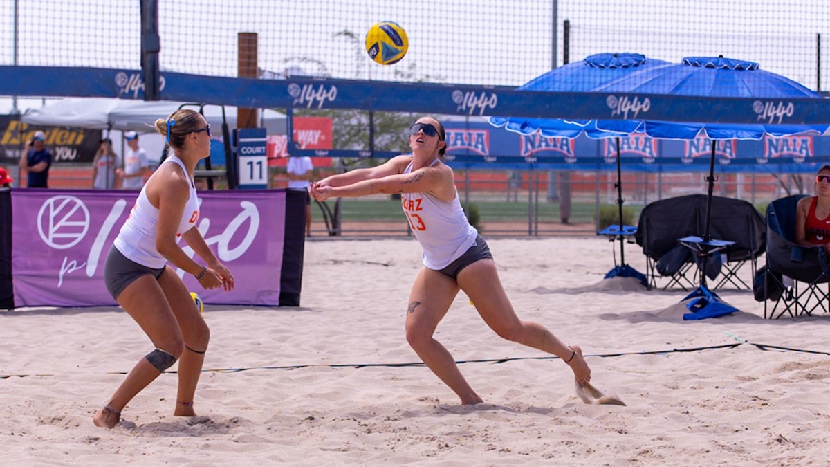 OUAZ (Ariz.) Sweeps Ave Maria (Fla.) to Close Day One