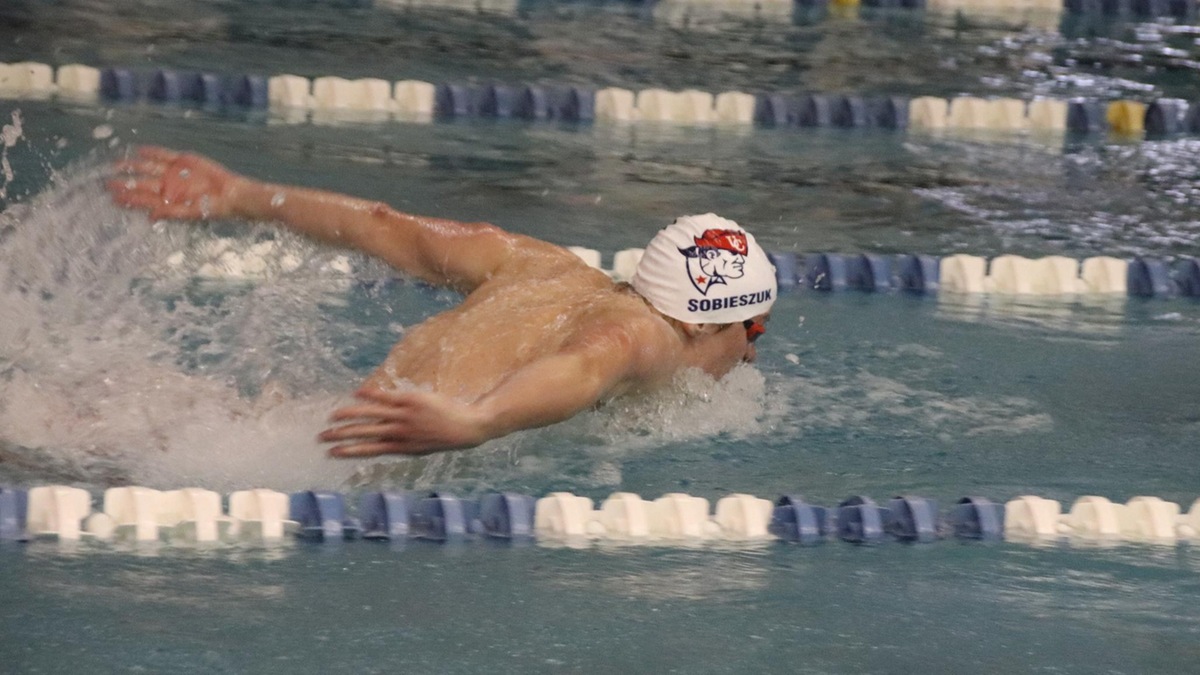 2021-22 Men's Swimmer/Diver of the Month