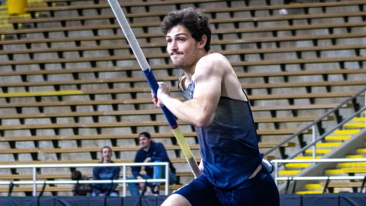 Krabbenhoft Wins Indoor Field Athlete of the Week with Three First Place Finishes Last Week