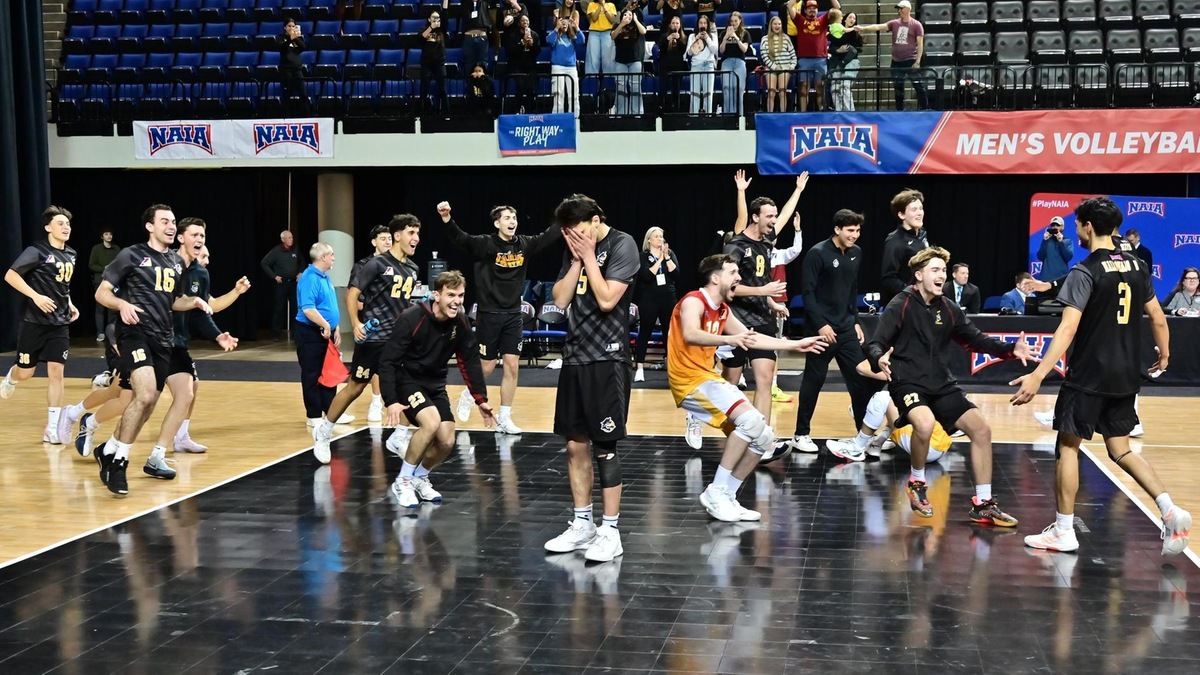 William Penn (Iowa), Indiana Tech and Bethel (Ind.) Improve by Three in Men's Volleyball Postseason Poll