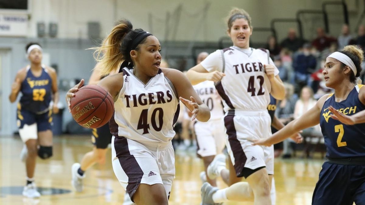 NAIA - DI Women's Basketball - Coaches' Top 25 Poll - Campbellsville (Ky.) 