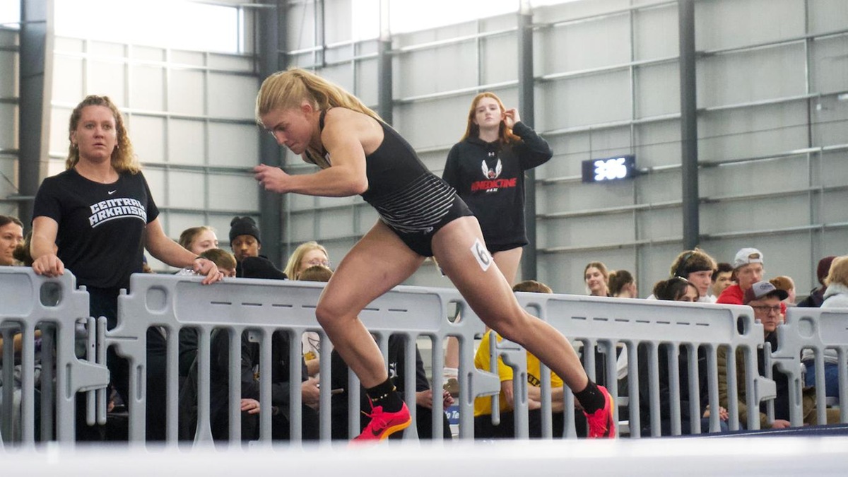 Allena Rowland Voted as First Women's Indoor Track Athlete of the Week this Season